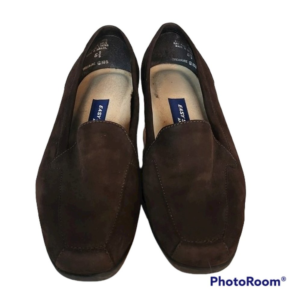 Dark Brown Suede Easy Spirit Anti-Gravity Loafers - Size 6